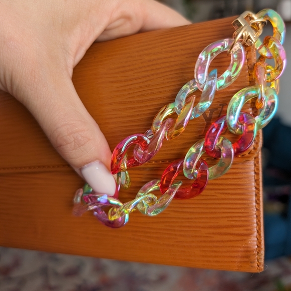 Acrylic Multicolor Wristlet Chain - Picture 2 of 4
